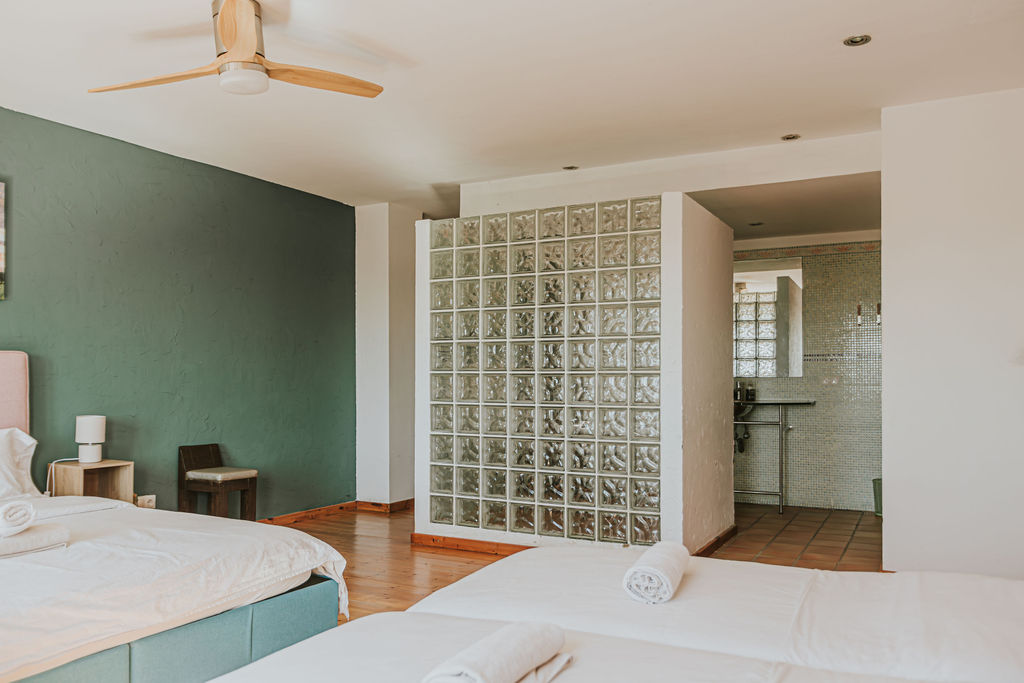 Habitación Suite cerca de Barcelona – vista 2